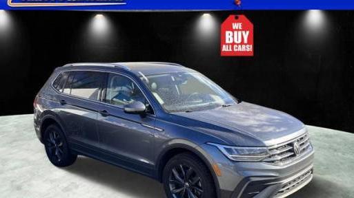 VOLKSWAGEN TIGUAN 4MOTION 2022 3VV2B7AX3NM172424 image